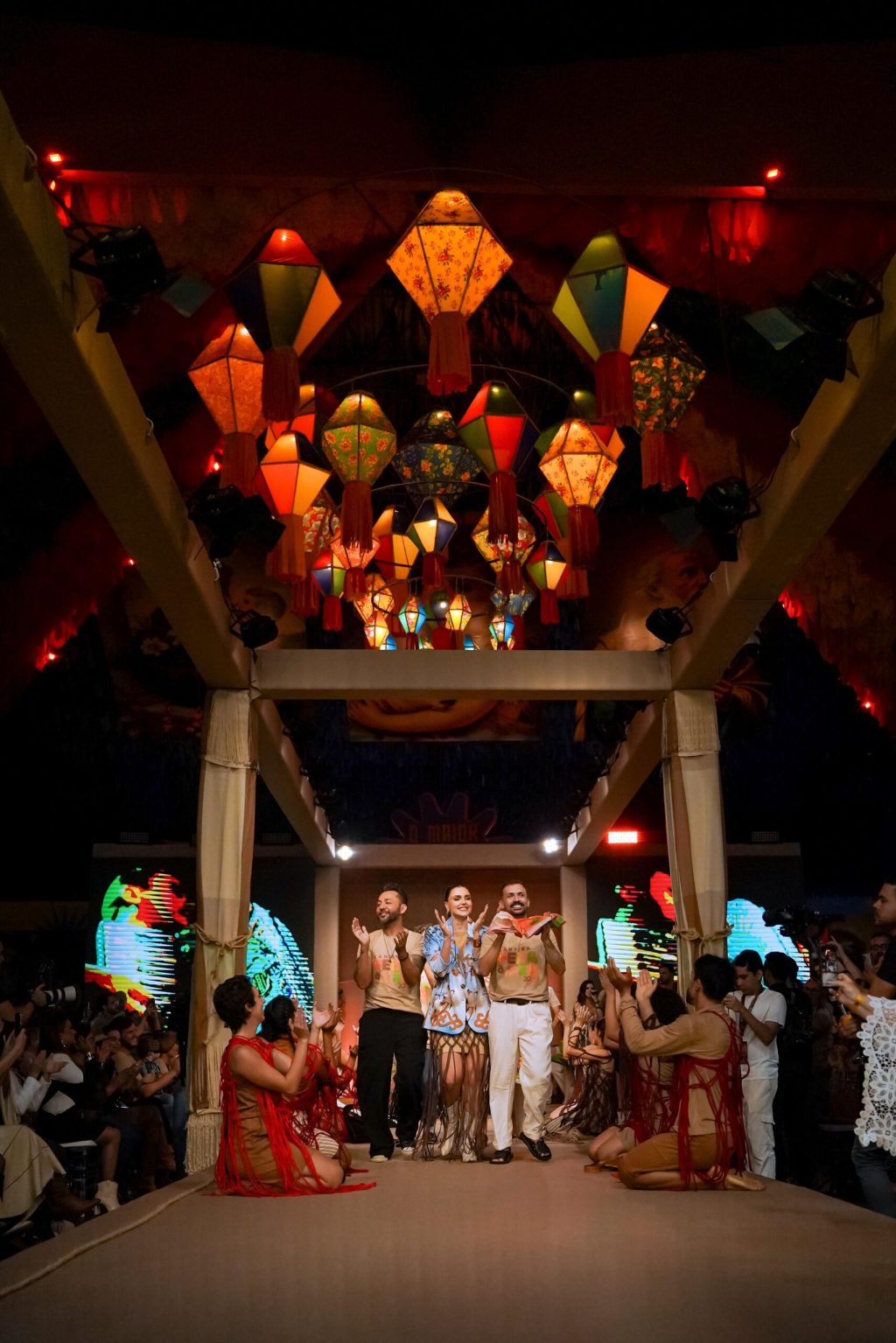 Artesãos celebram desfile do projeto Campina Feita à&nbsp;Mão